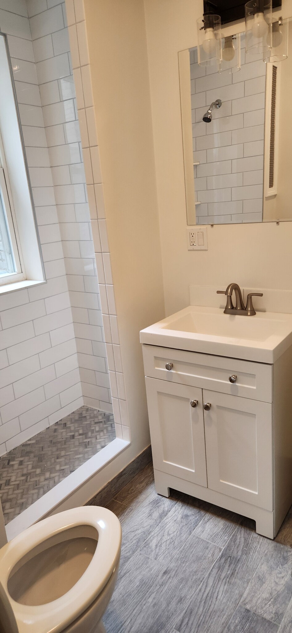 1185 Commonwealth Ave, Allston