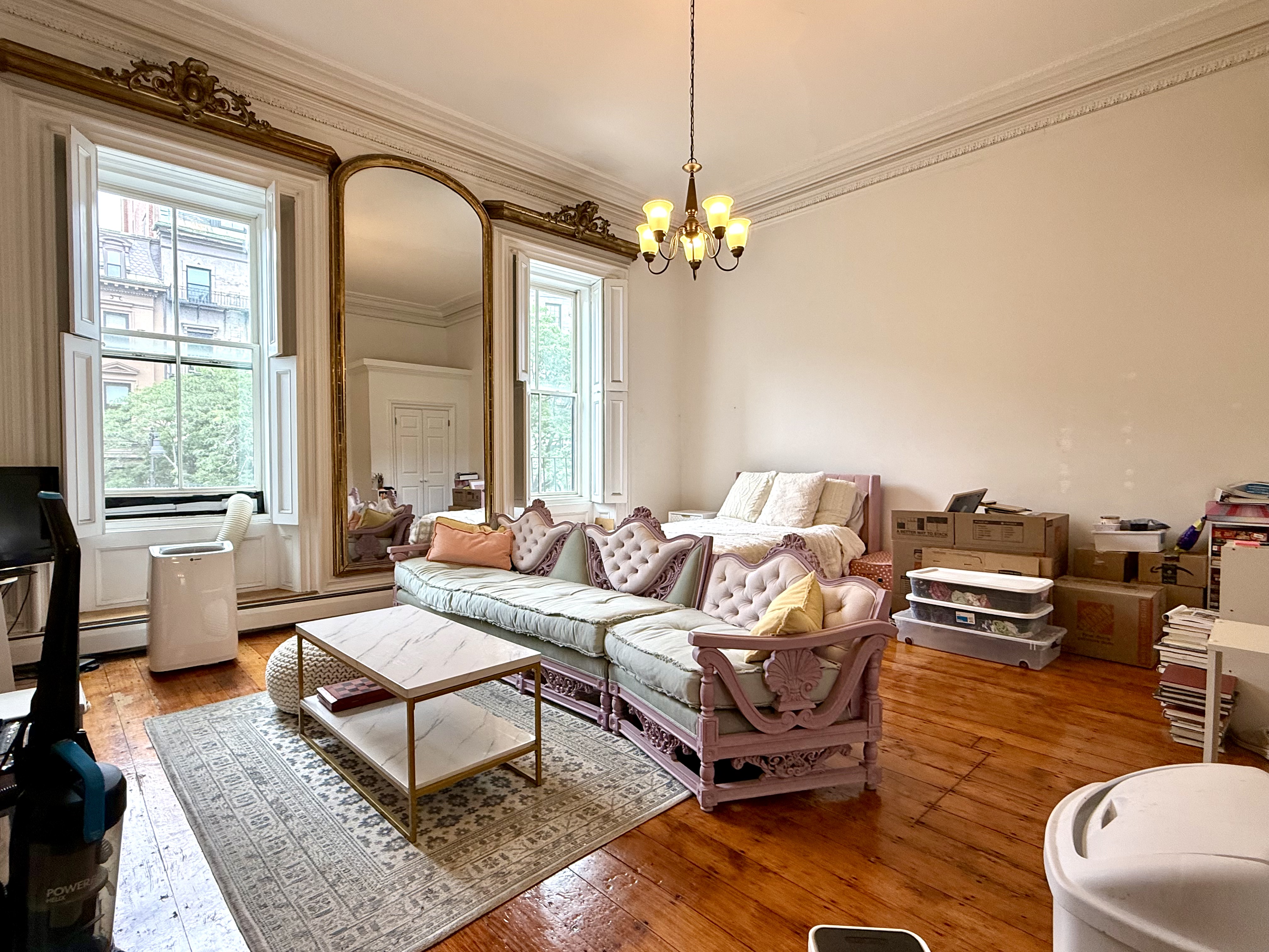 141 Beacon St, Back Bay