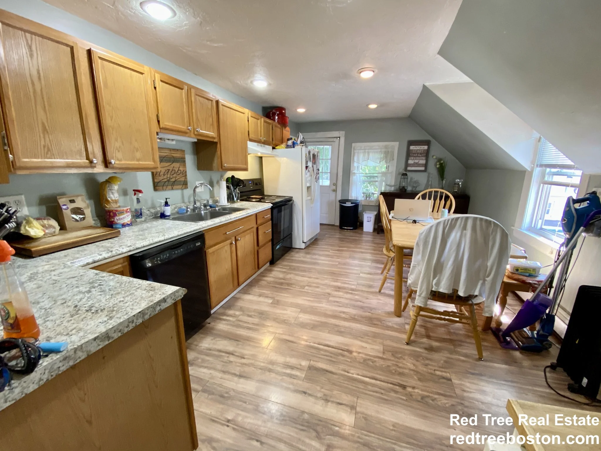 335 Baker St, West Roxbury