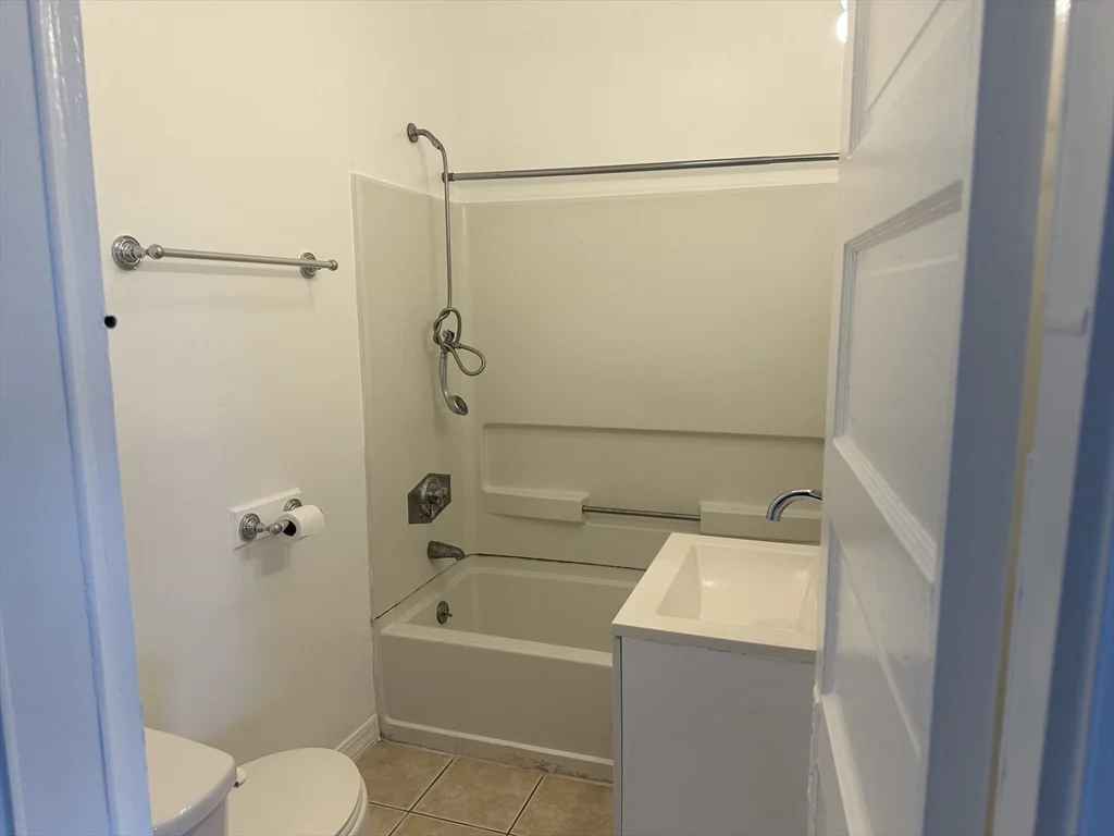 14 Hooper St, Worcester