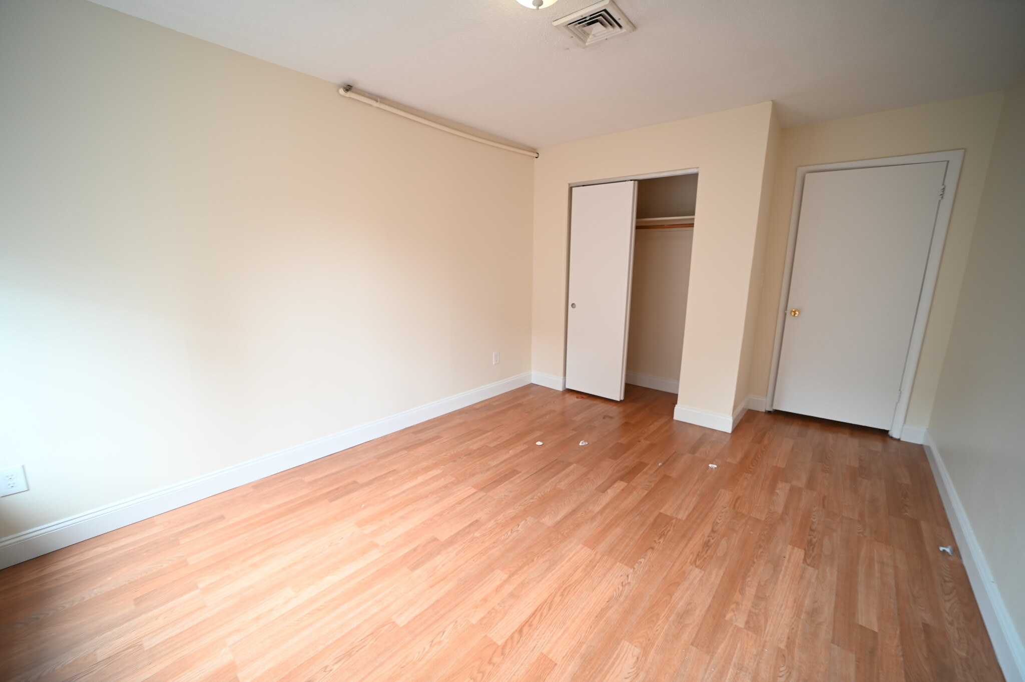 1126 Boylston St, Fenway