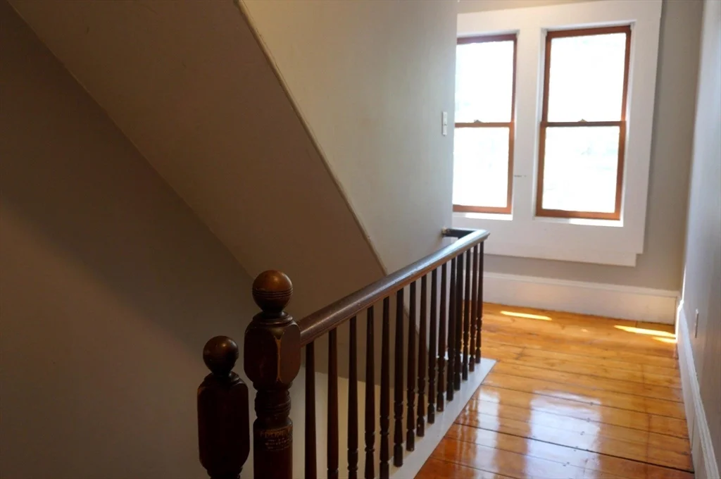 67 Mill St, Pepperell