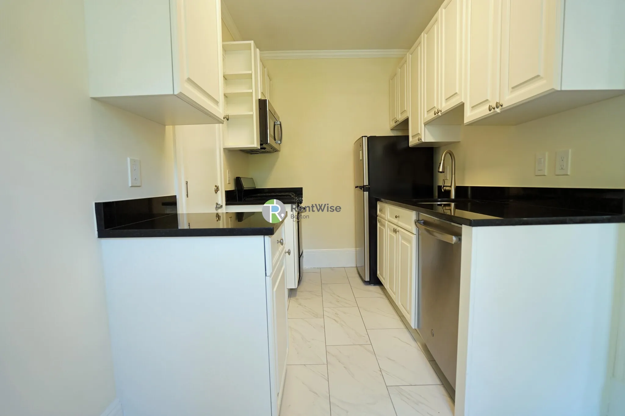 26 Chauncy St, Neighborhood Nine