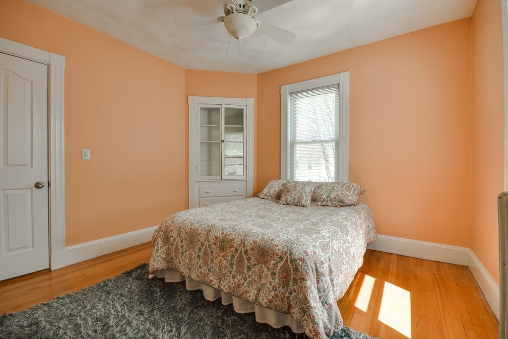 53 Wellington St, Waltham