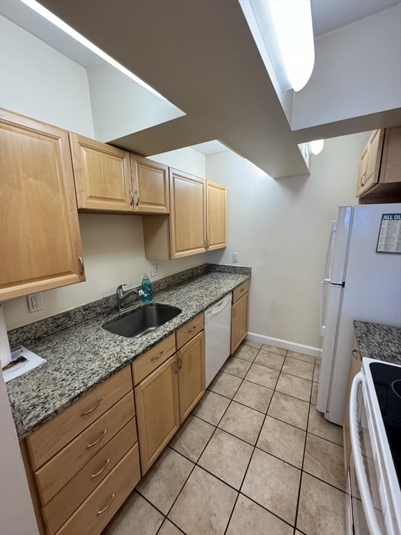 108 Peterborough St, Fenway