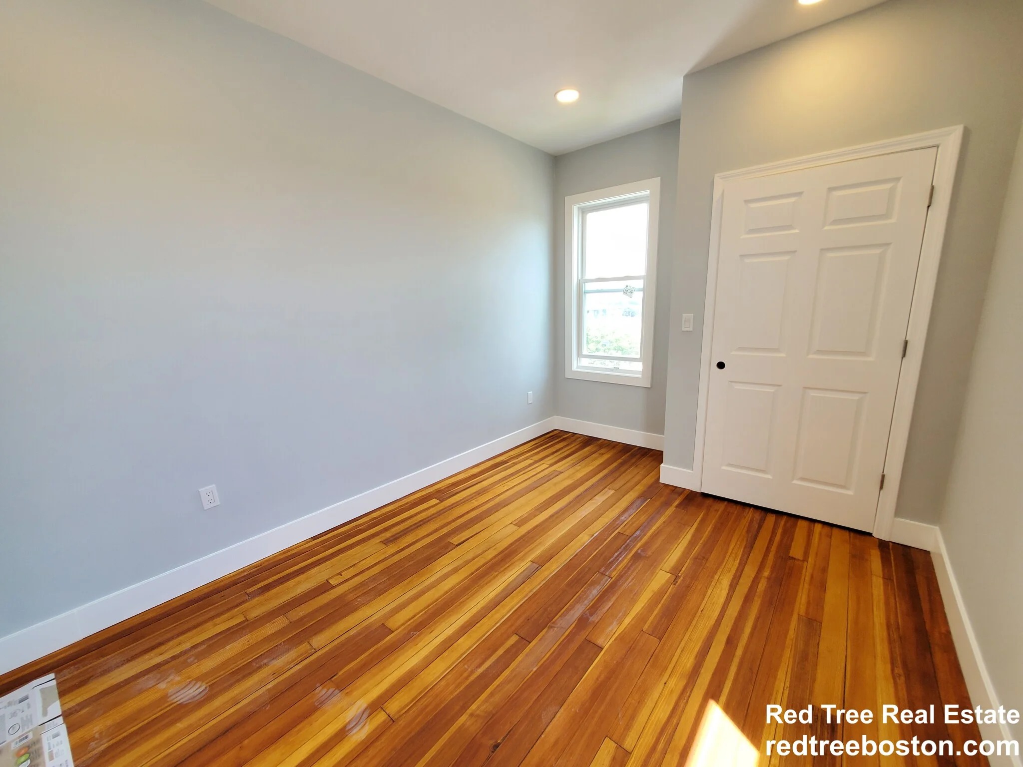 31 Faywood Ave, East Boston