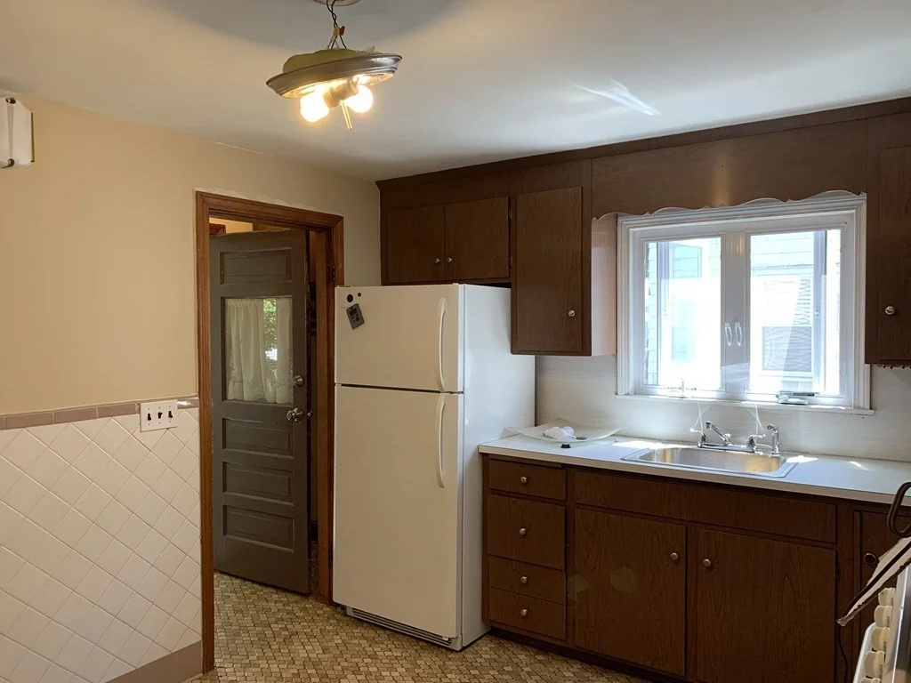 28 Springfield, Watertown