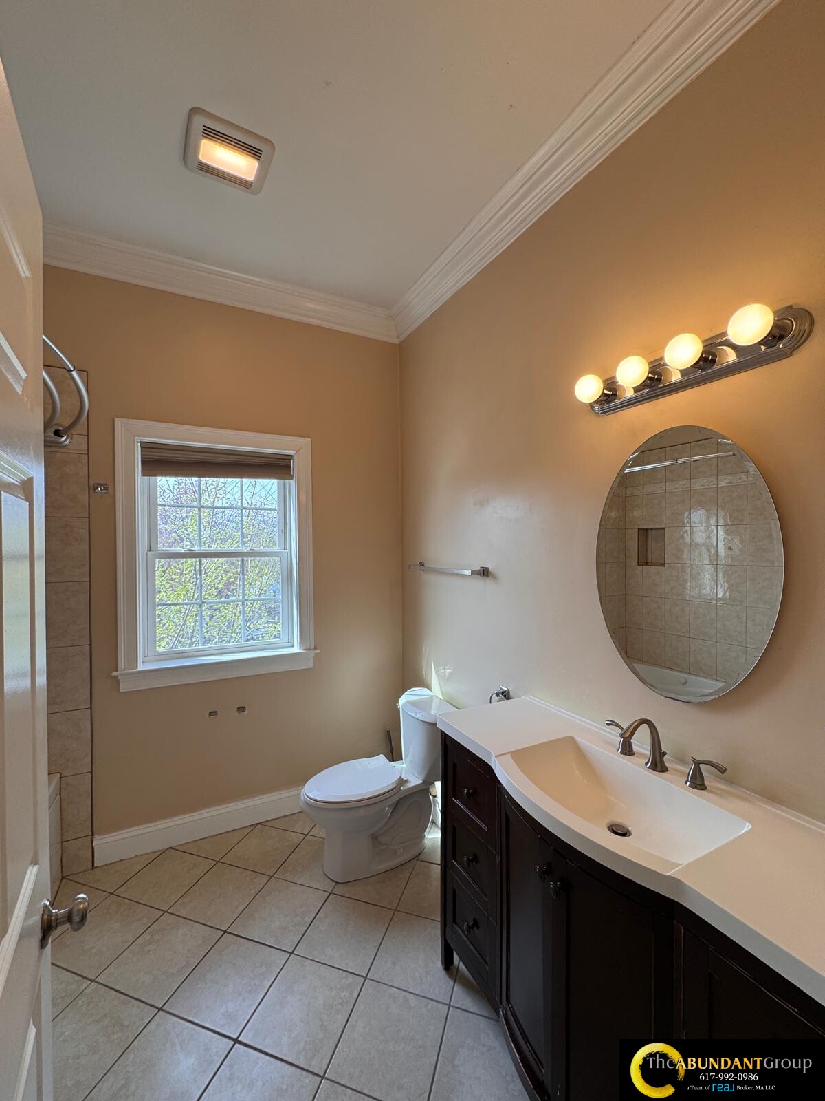 473 Revere Beach Pkwa, Revere