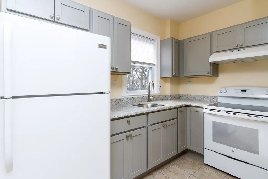 3 Atlantic Ave, Attleboro