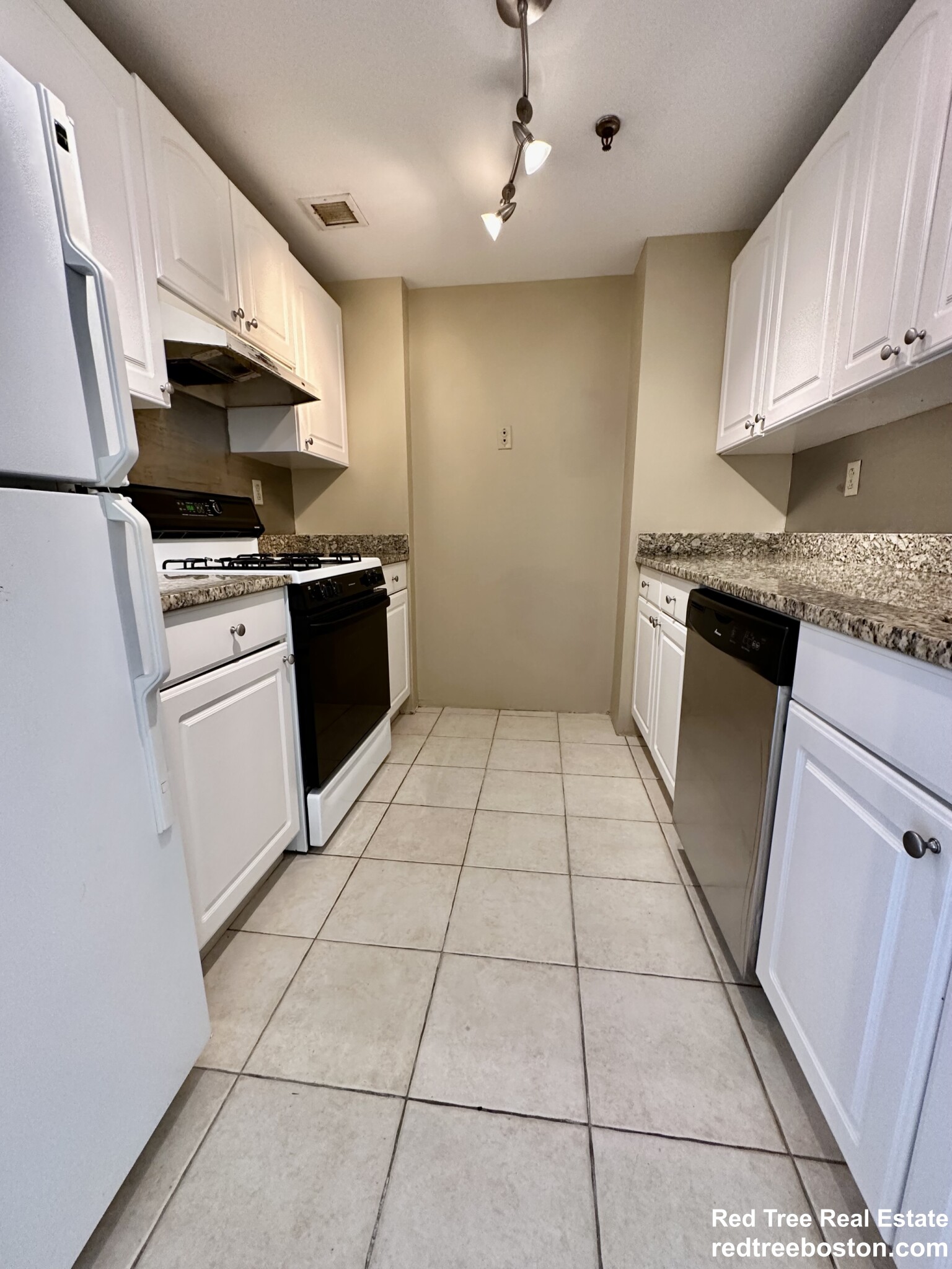 15 North Beacon St, Allston