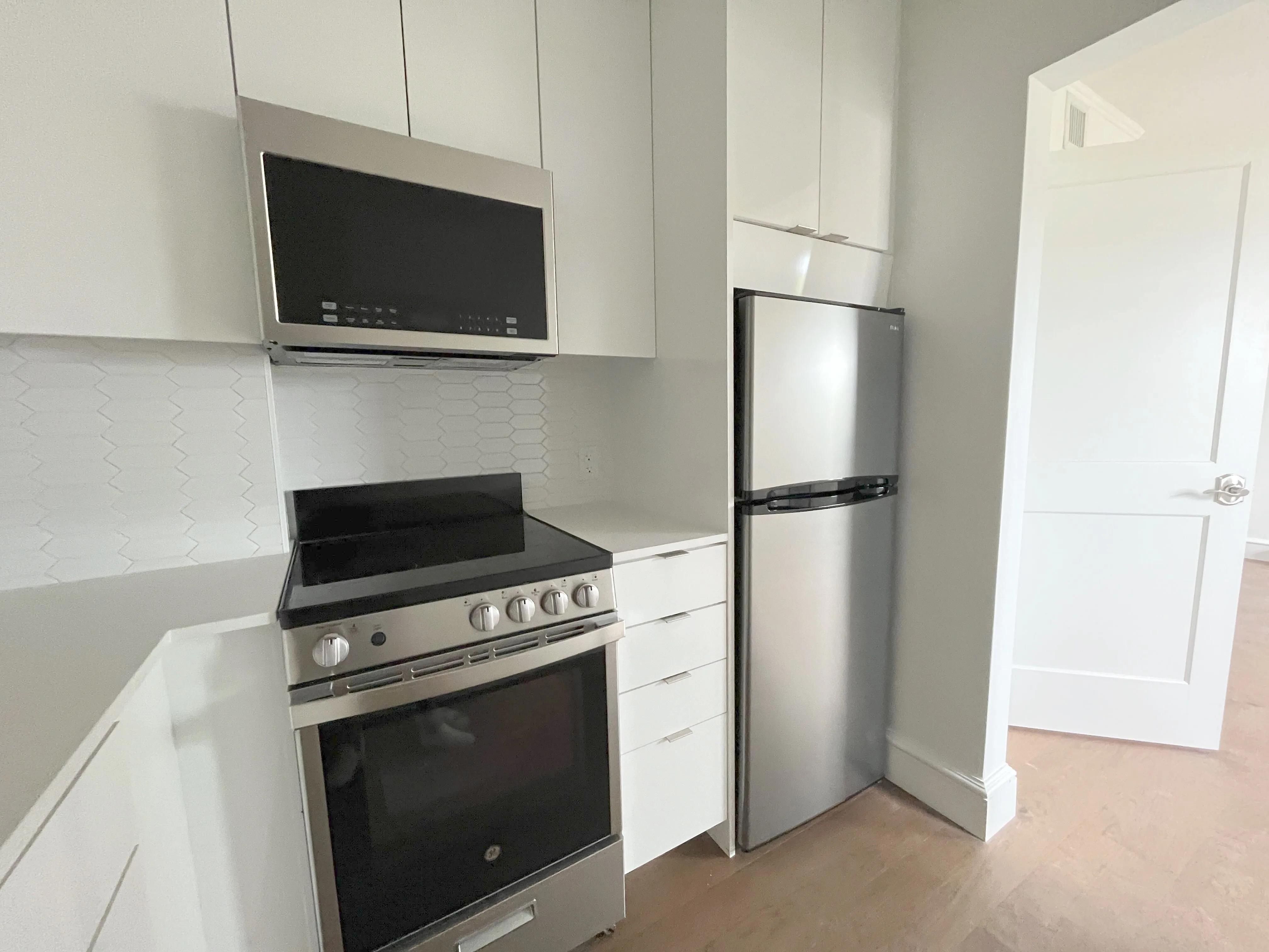 1200 Massachusetts Ave, Riverside