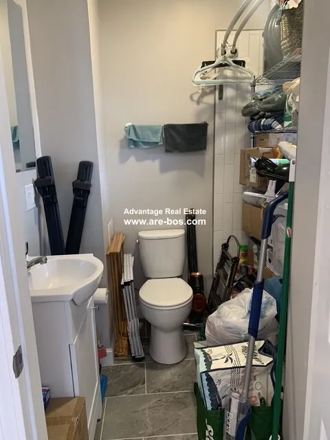 81 Litchfield St, Allston