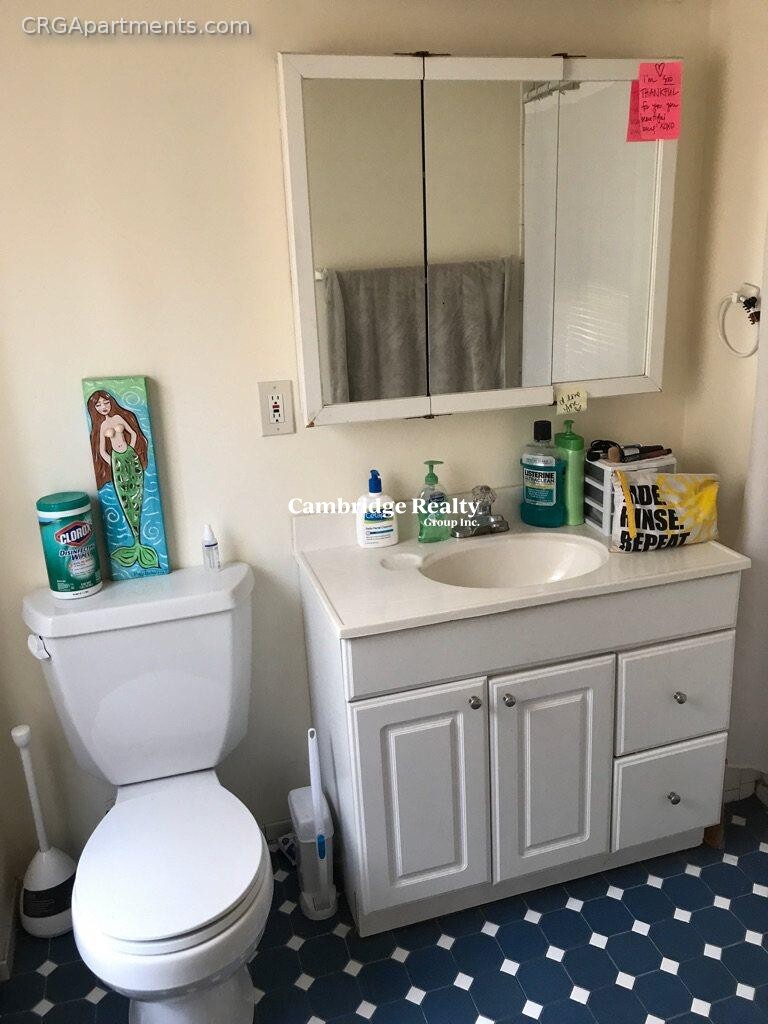 74 Gore St, East Cambridge