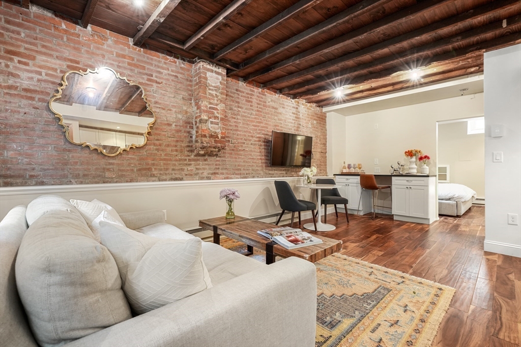 50 Lawrence St, South End