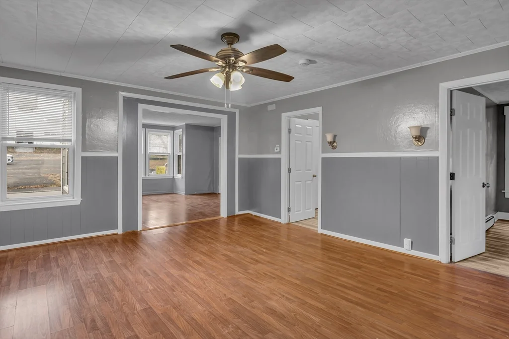 13 Pacific St, Fitchburg