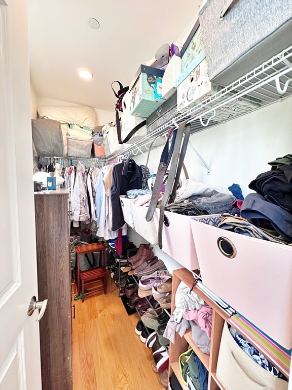 14 Murray Ct, East Boston