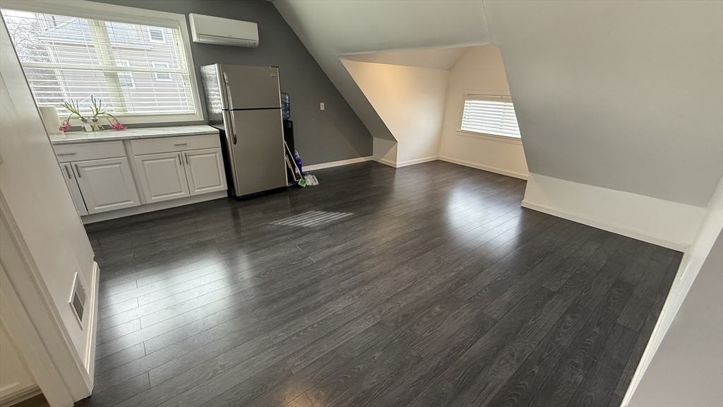 181 S Main St, Attleboro