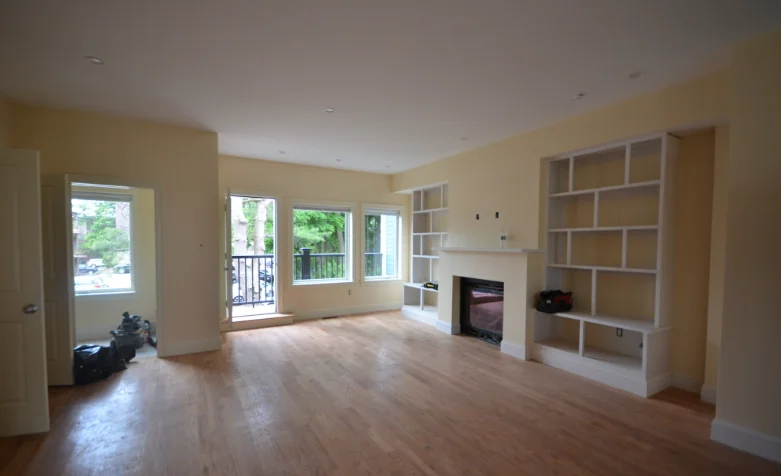 122 Tremont St, Brighton