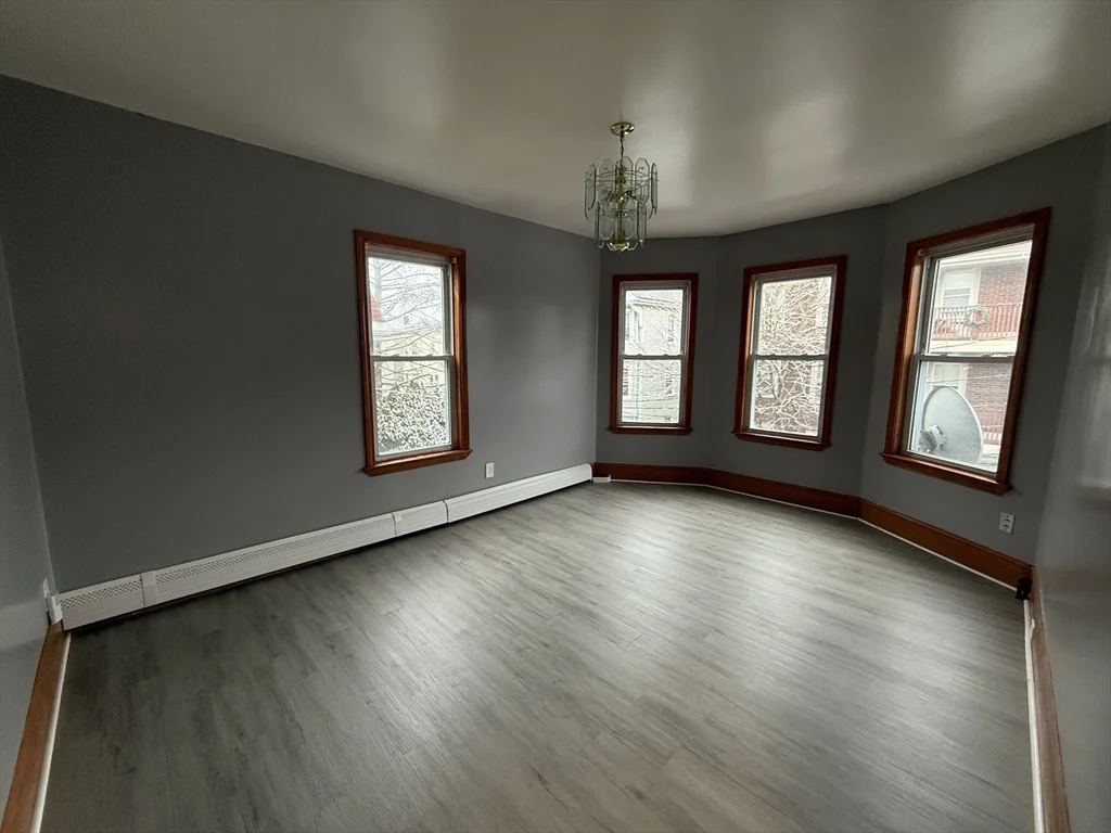 2A Marshfield St, Roxbury