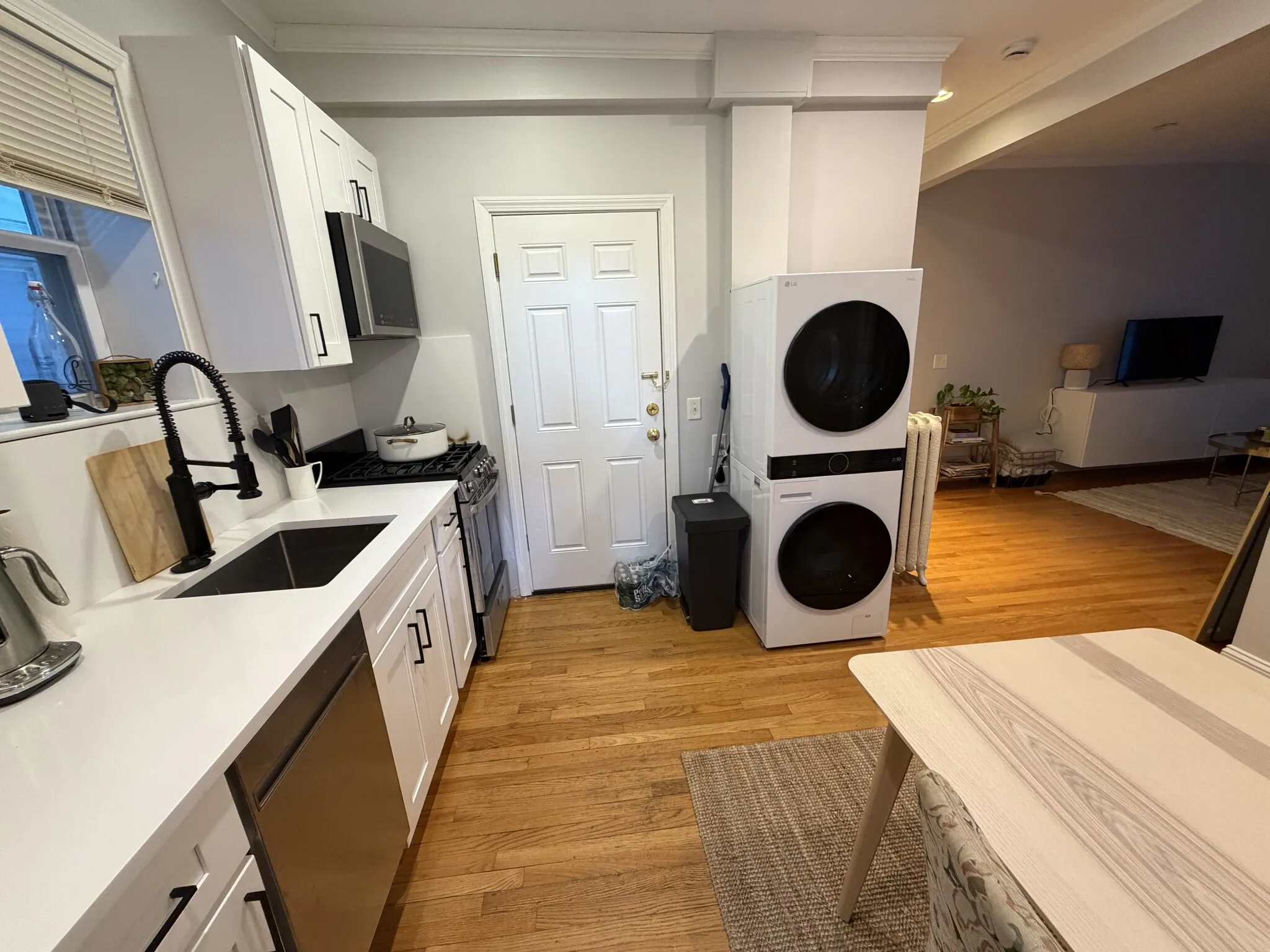 1576 Cambridge St, Mid-Cambridge