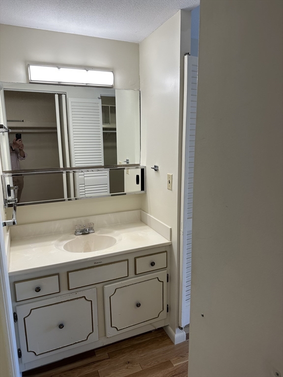 402 Paradise Rd, Swampscott