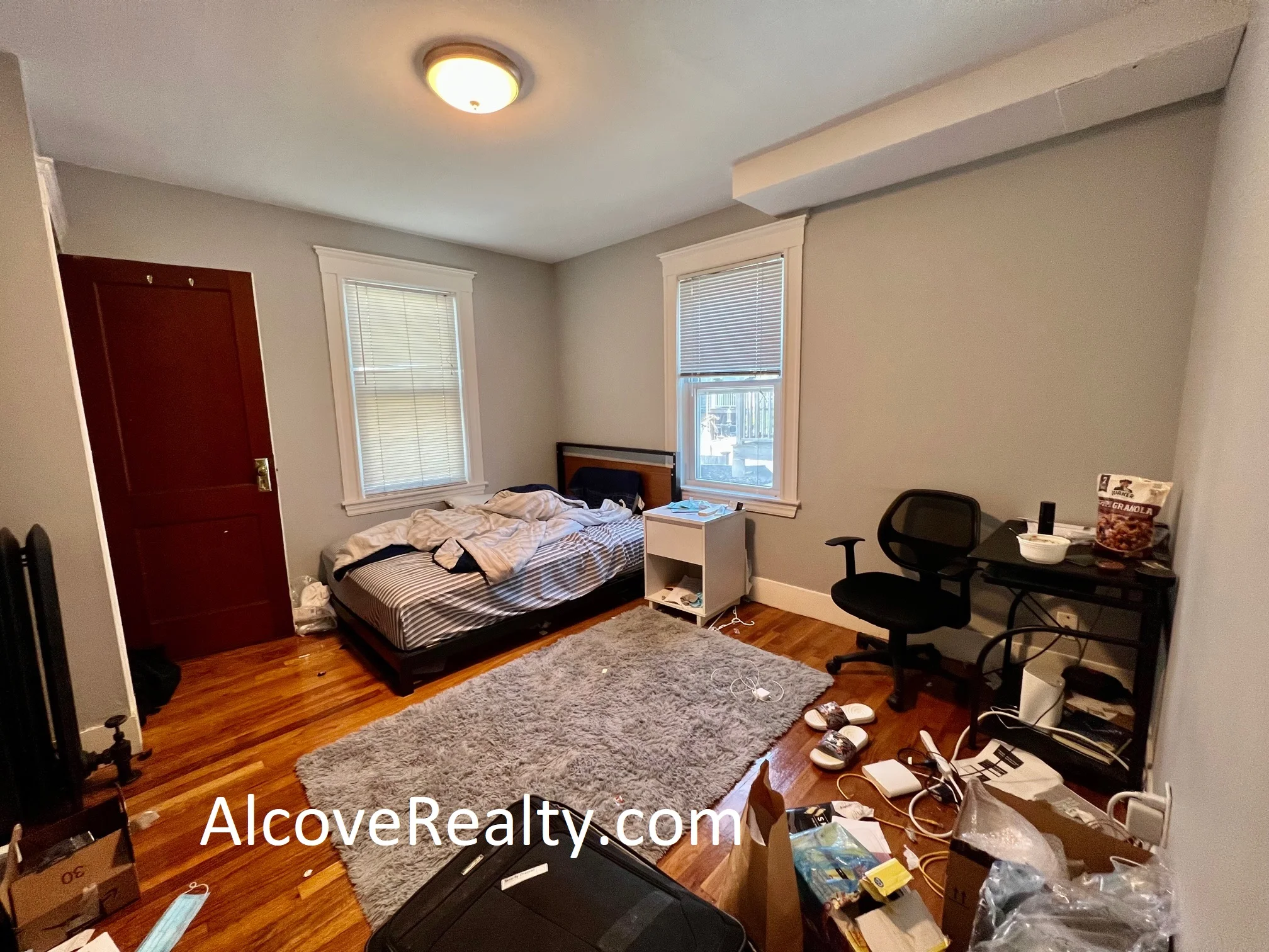 37 Sterling St, West Somerville