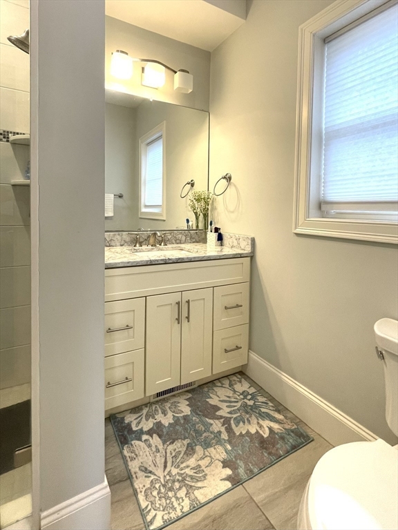 884 Chestnut St, Waban