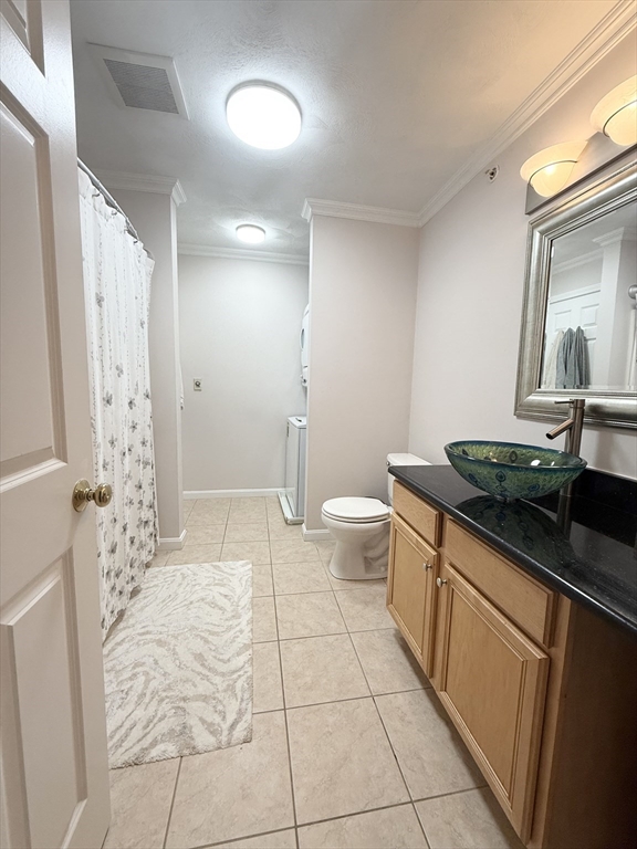 18 Dale St, Ballardvale