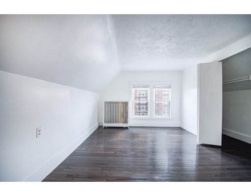 4 bed, 2 bath apartment for rent at 96 Washington St Unit 2, Malden — photo 9 of 18