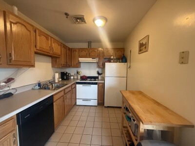 195 Newton St, Waltham