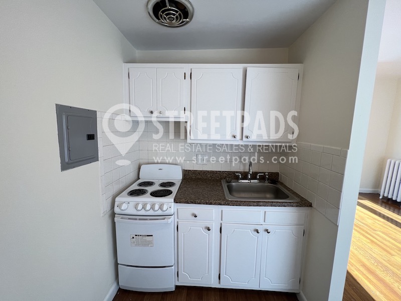 1315 Commonwealth Ave, Allston