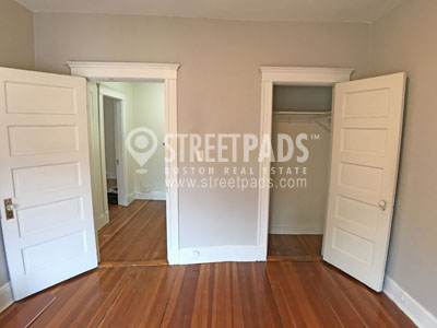 7 Mount Hood Rd, Brighton