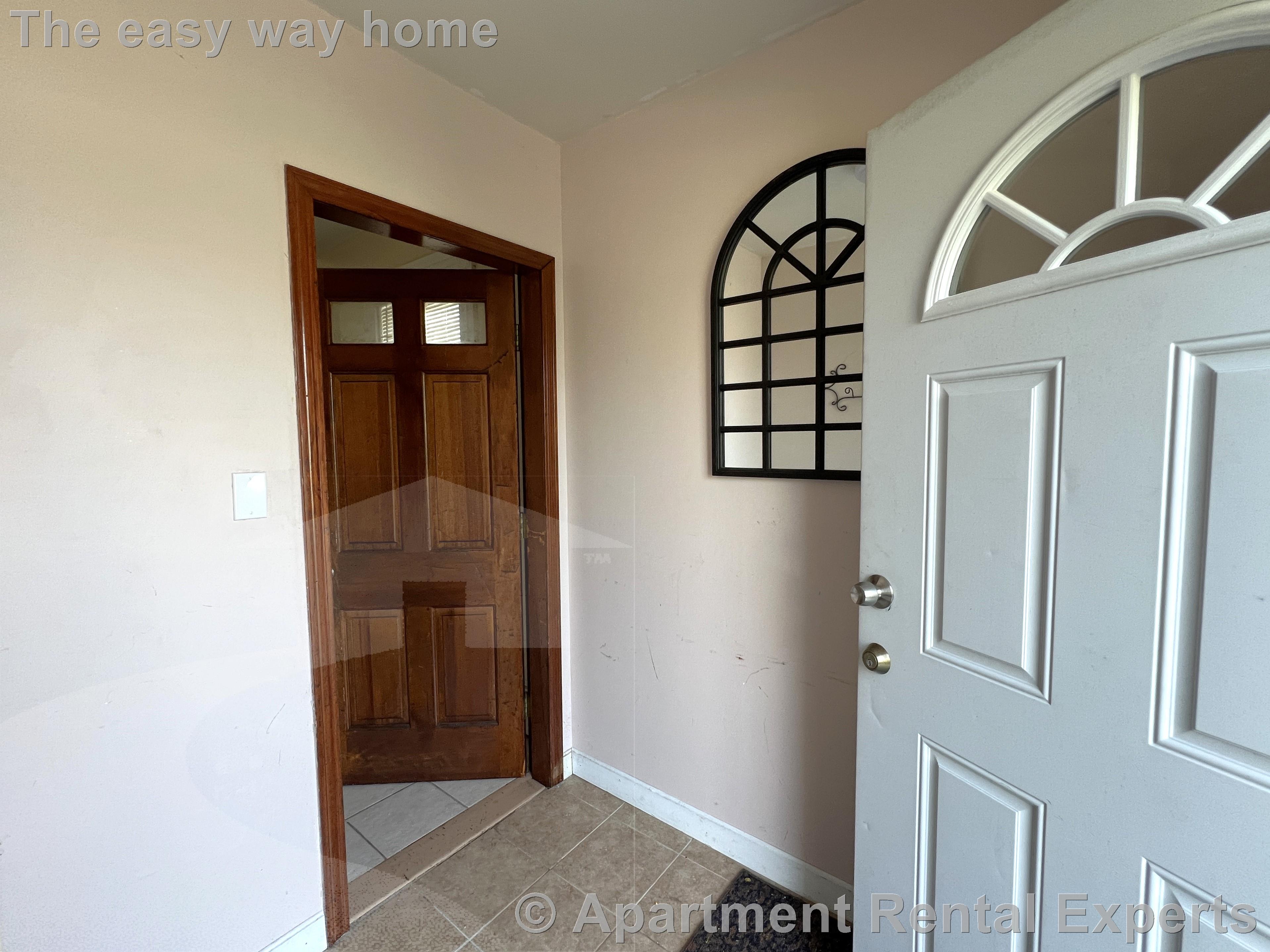 41 Hancock Ave, Tufts