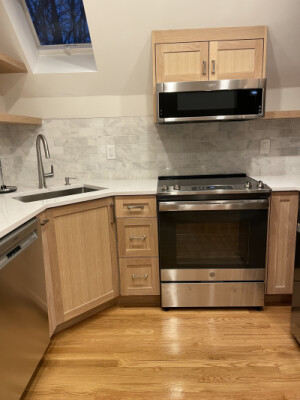 19 A Mountfort Rd, Newton Highlands