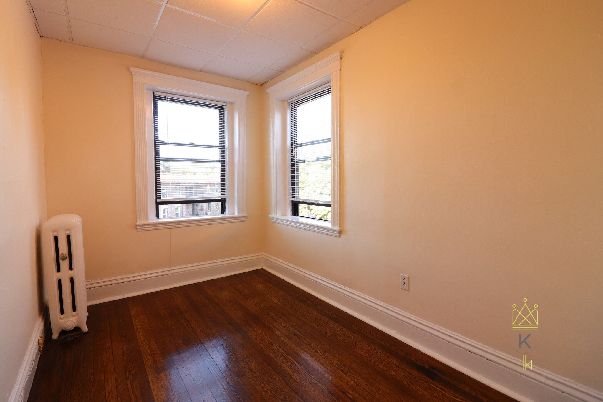 1961 Commonwealth Ave, Brighton