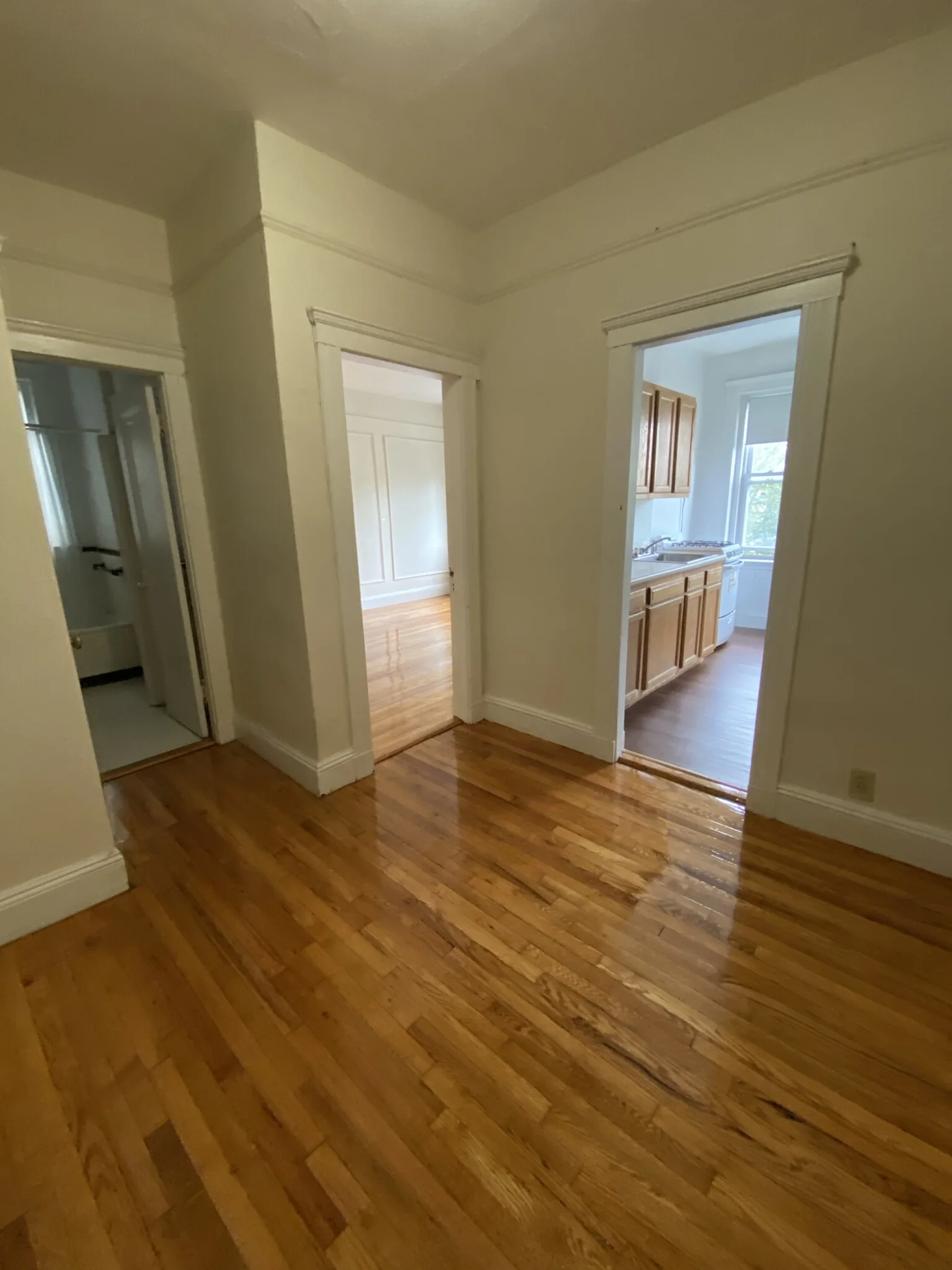 1687 Commonwealth Ave, Brighton