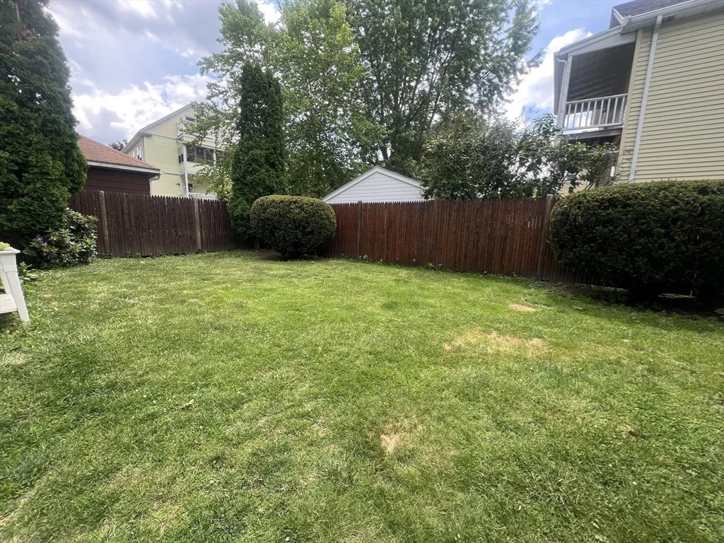 35-37 Flett Rd, Belmont