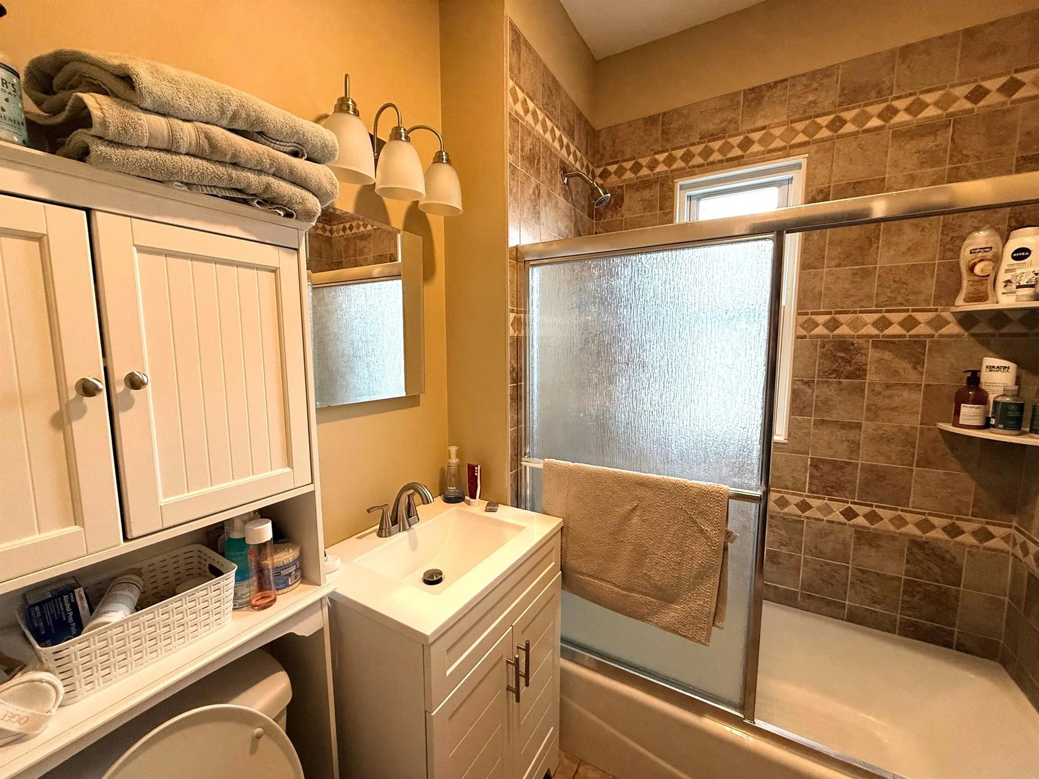 42 Gibbens St, Powder House Square