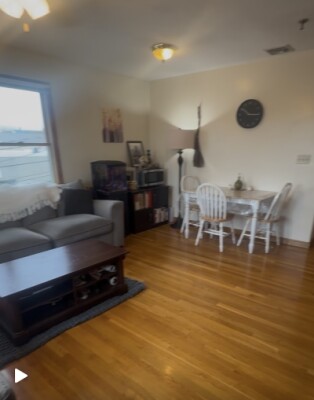 195 Newton St, Waltham