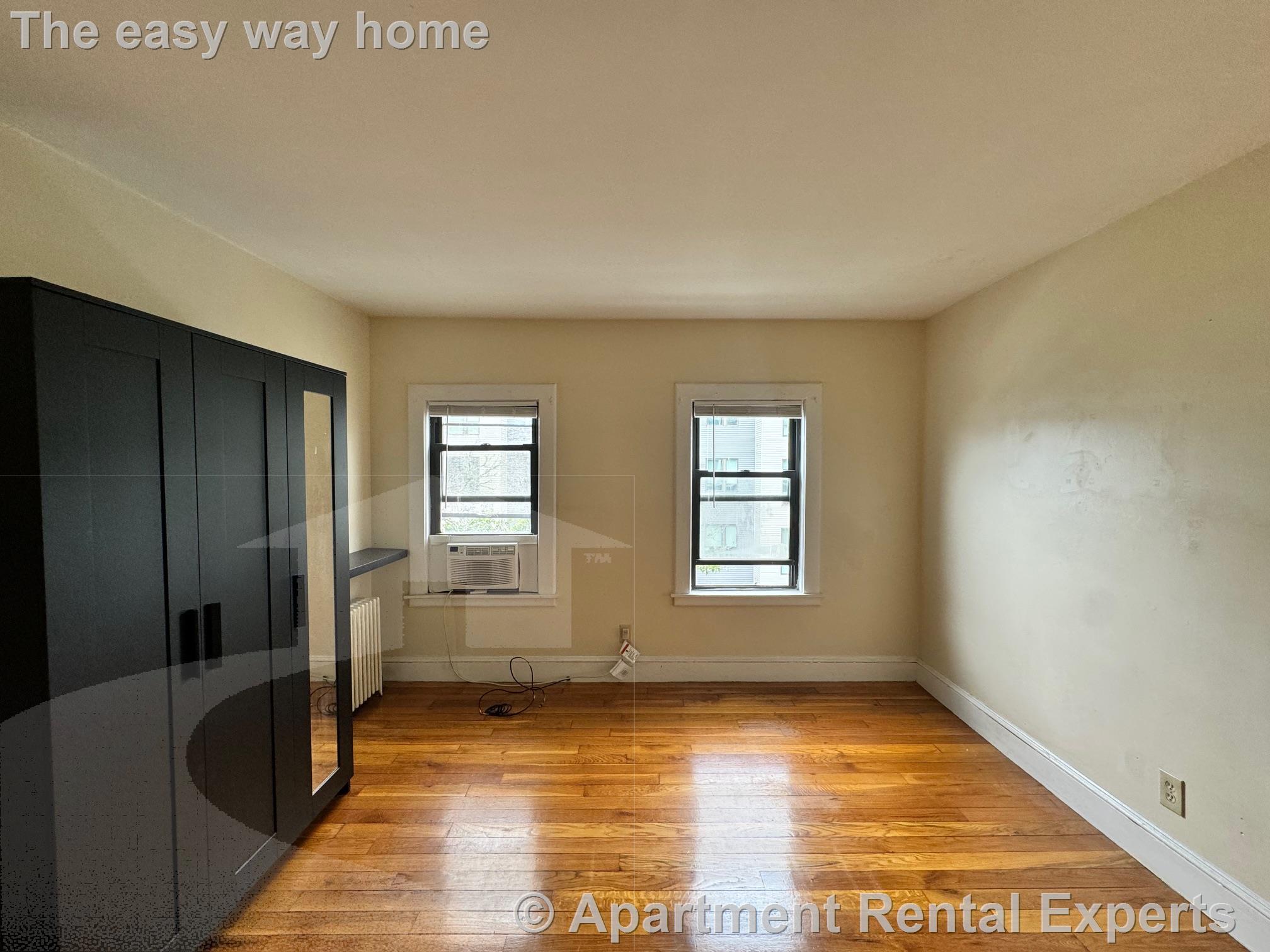 48 Bishop Allen Dr, Central Square