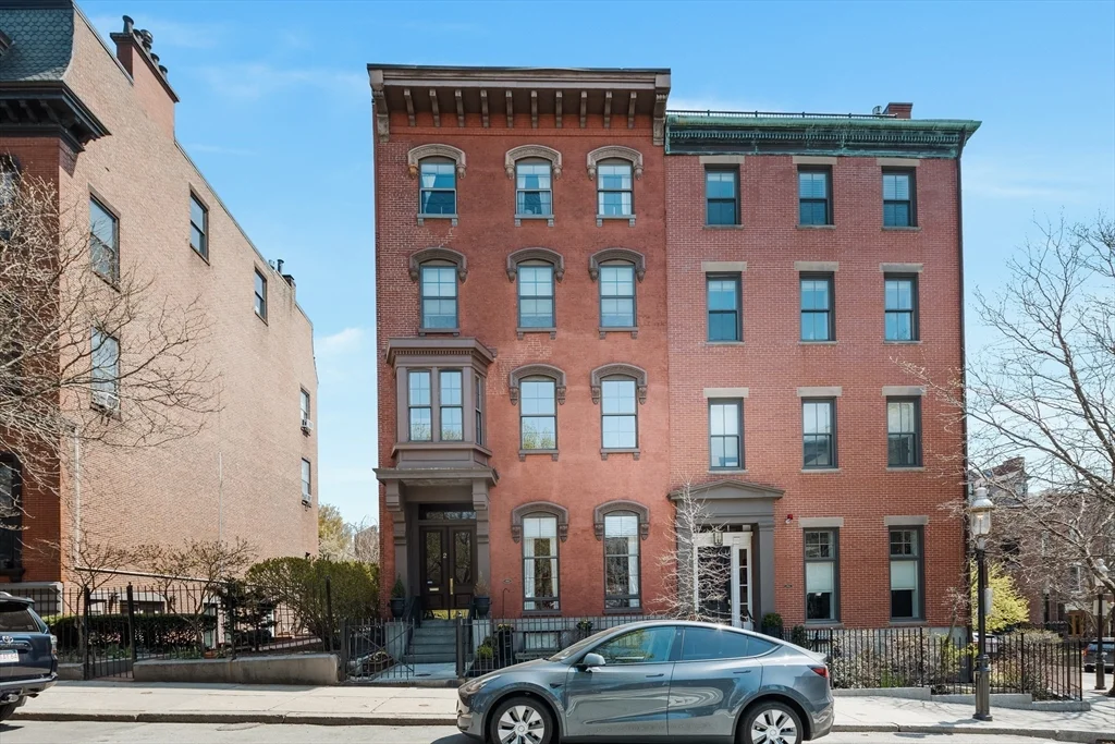 2 Monument Sq, Charlestown