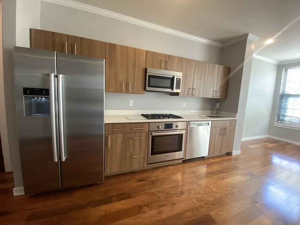 45 1st Ave, Charlestown