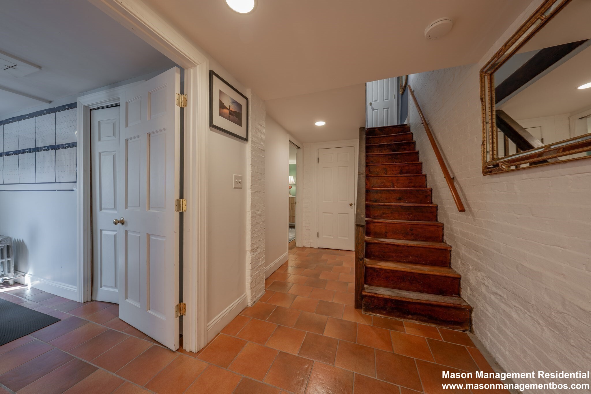 77 Columbus Ave, Prospect Hill