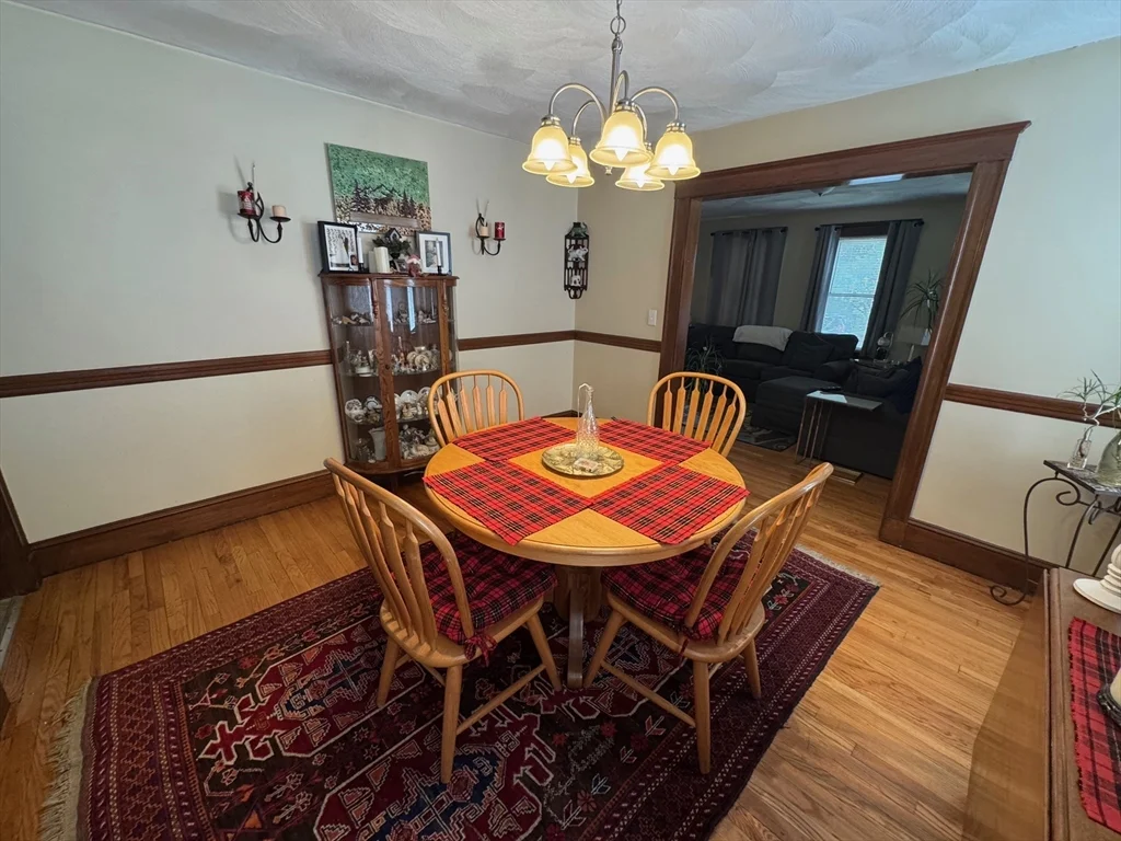 198 School St, Watertown