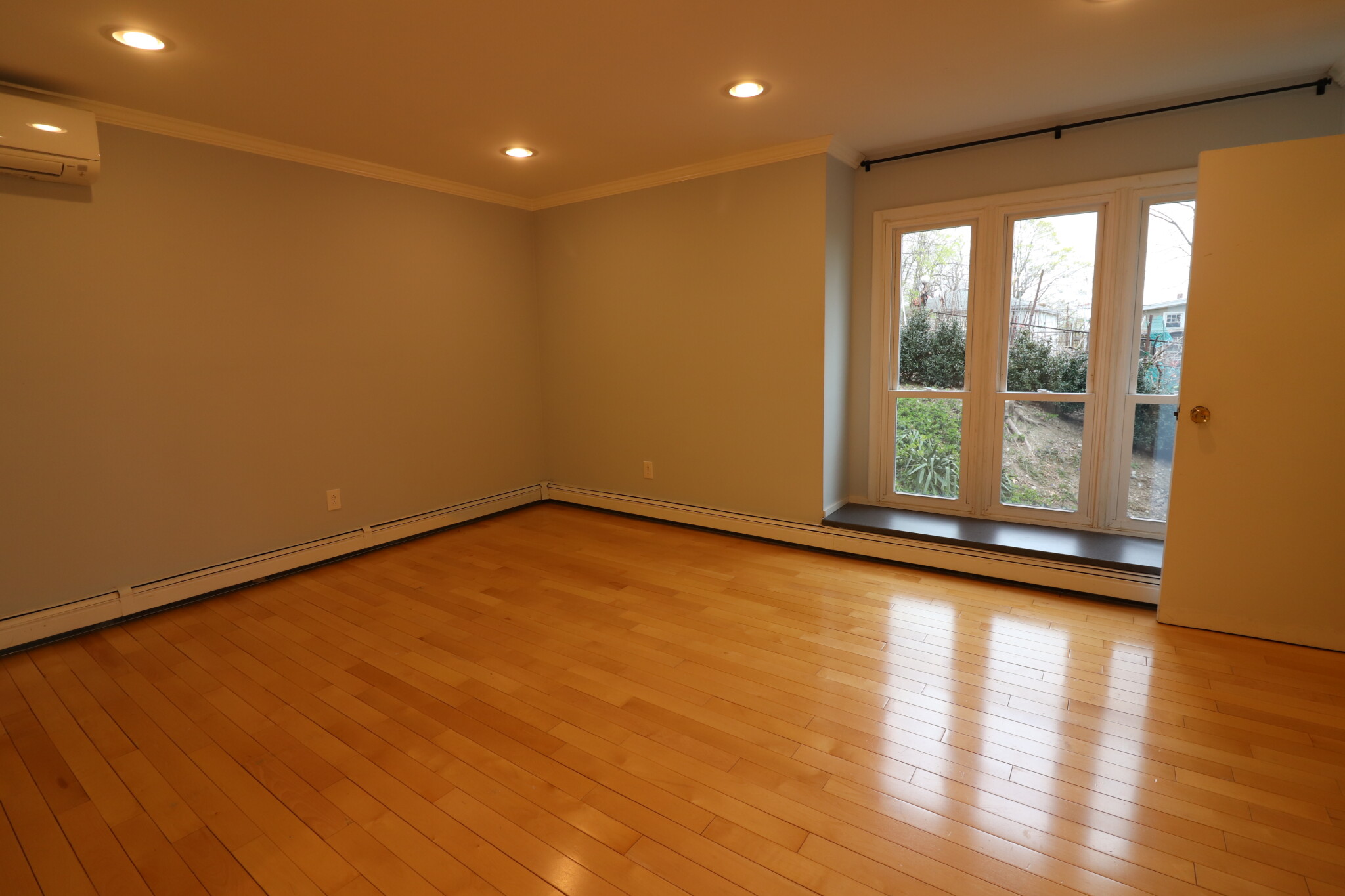 119 Whites Ave, Watertown