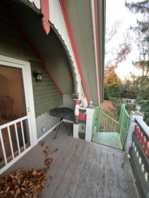 19 A Mountfort Rd, Newton Highlands