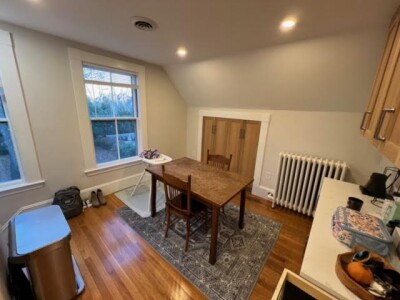 19 A Mountfort Rd, Newton Highlands