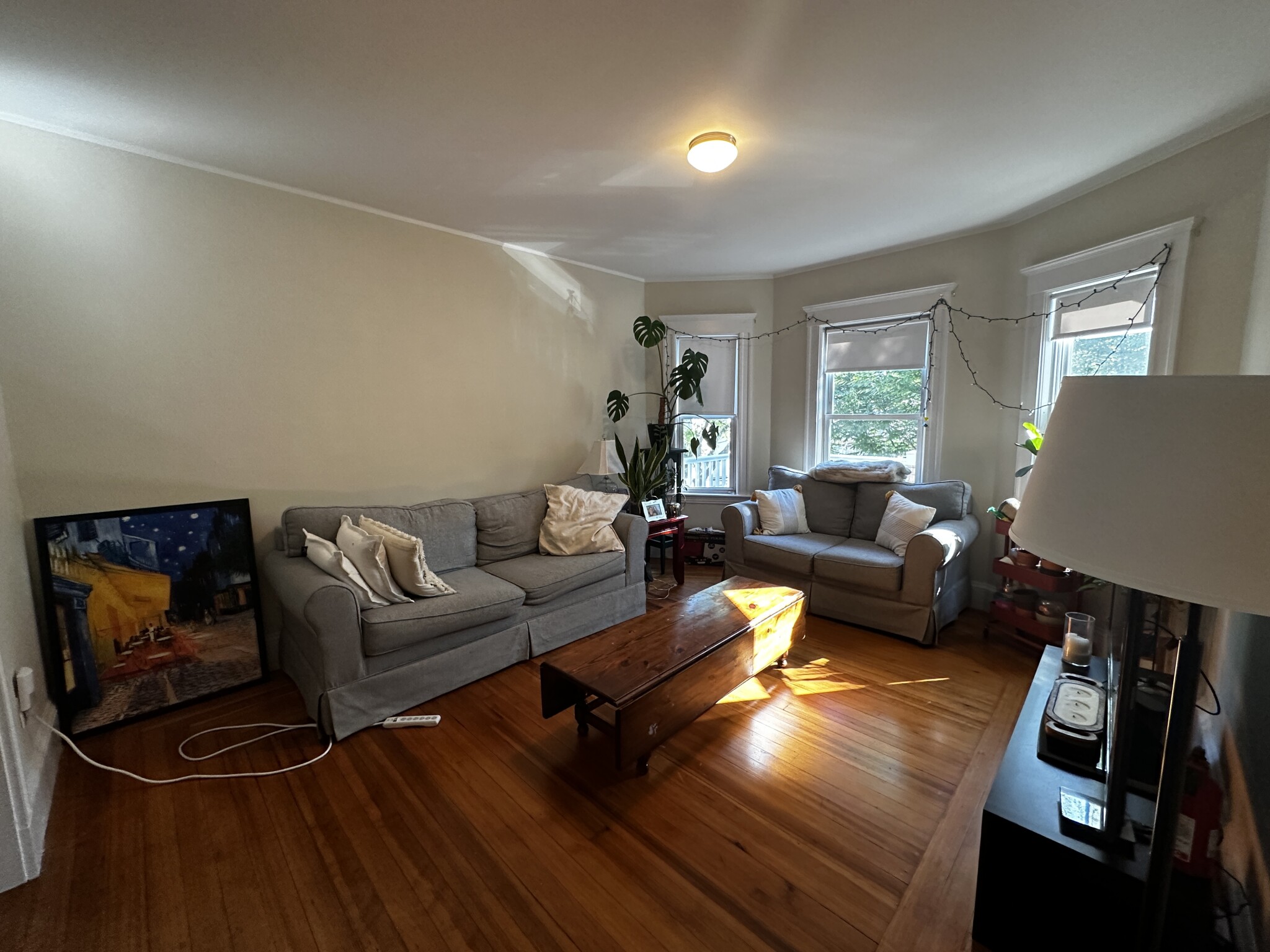 17 Hunnewell Ave, Oak Square