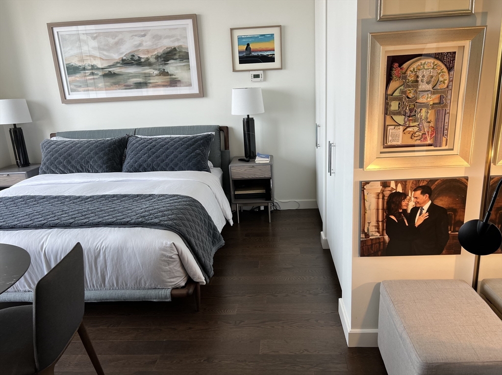 430 Stuart St, Back Bay