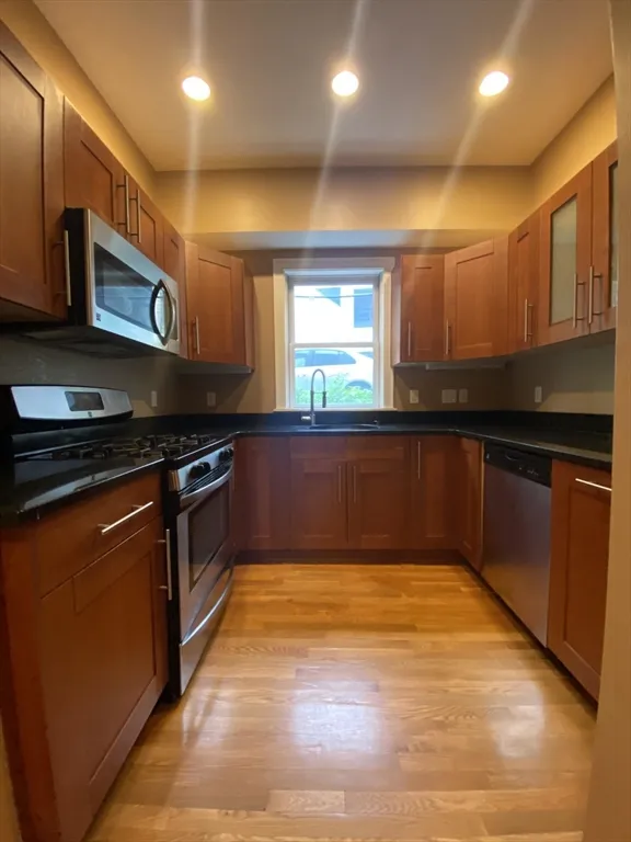 1592 Beacon St, Corey Hill